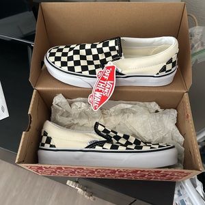 NWT Checkered Vans Slip On (mens 4.5, women’s 6)